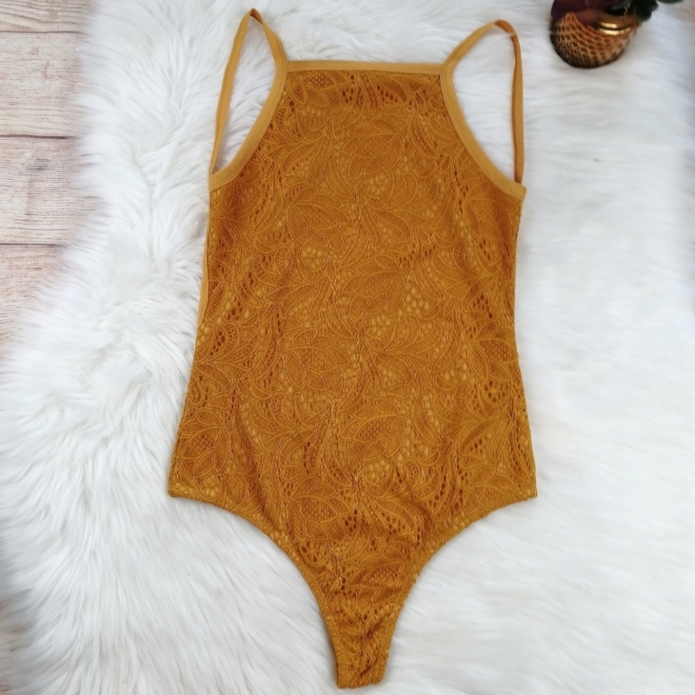 Wyldr Take a Chance High Neck Open Back Mustard Lace Bodysuit Size XS